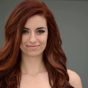 Meet your Posher, Claudia